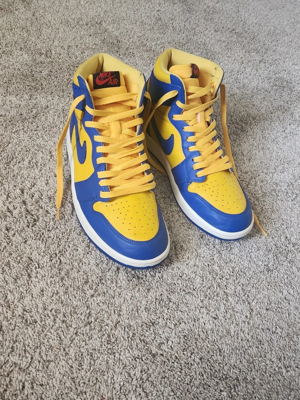 Women’s Air Jordan 1 Retro High OG “Reverse Laney” Size 11W / 9.5M – FD2596-700